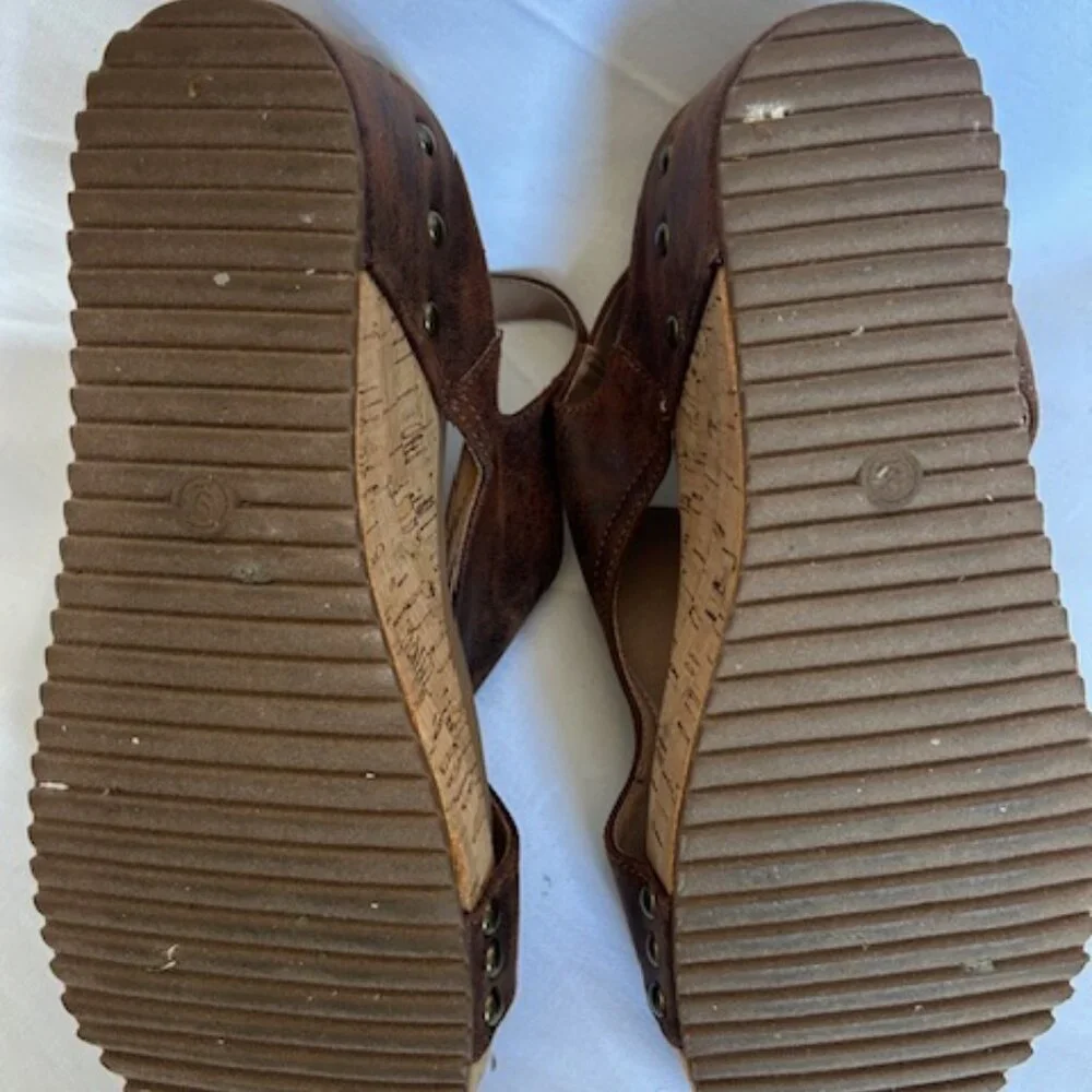 Corkys Sandals Womens Size 9 Cork Comfort Wedge Shoes Carley Brown Earthy Studs - Picture 8 of 8